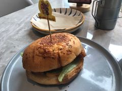 -必胜客(漕宝路店)