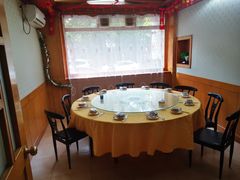 包厢-1910老鲁味海鲜·戳子肉·青岛菜(金沙滩店)