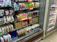 -全家便利店(东直门店)