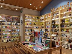 -猫的天空之城概念书店(印象城购物中心店)