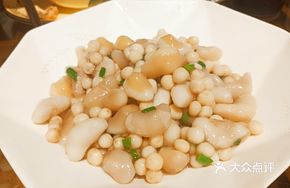 Ginkgo Nut and Water Chestnut Stir-Fry
