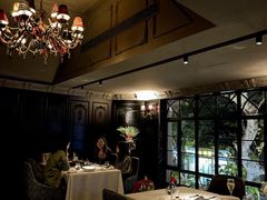 -弦月窗LUNETTE BY AMANDA(复兴路店)