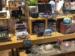 -九木杂物社(江宁金鹰店)