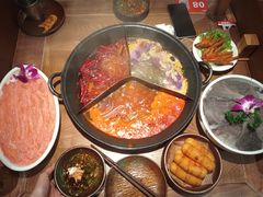 -巴卤社老火锅(财富店)
