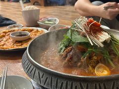 -喇喇排骨火锅·传统韩式脊骨汤(望京西园总店)