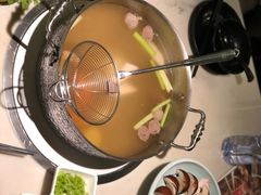 -左庭右院鲜牛肉火锅(浦江欢乐颂店)