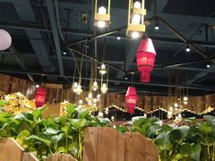 大堂-老滇山寨•云南特色菜•地方菜•民族风情歌舞表演(金碧店)