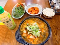 排骨汤饭-旺清进洞米肠汤