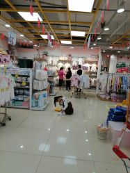 -咿呀母婴(友阿奥特莱斯店)