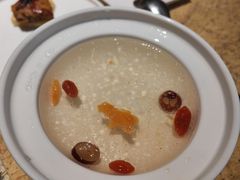 -雍和会海鲜姿造自助(湖东路店)