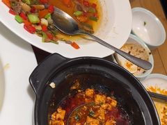 -严记小天府酸菜鱼(西四路店)