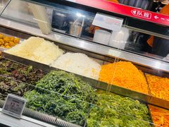 -胖东来生活广场(健康路店)