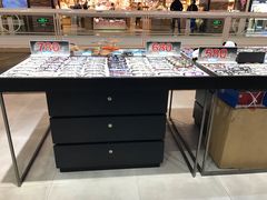 -吴良材眼镜(美罗城店)