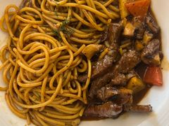 -马克西姆俄罗斯餐厅(通亚街店)