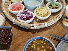 -包整·丝娃娃(甲秀楼景观店)