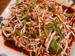 莴笋拌折耳根-阿婉贵州苗家酸汤鱼(梅林店)