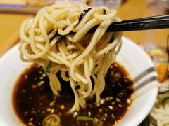 霓虹拌面-霸吗拉面