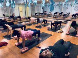 -伽尔瑜伽普拉提工作室