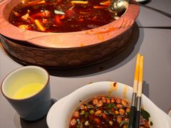 -三只耳冷锅鱼火锅(玉林店)