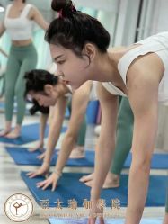 -亚太瑜伽普拉提学院