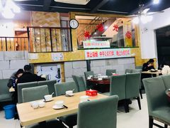 大堂-老火大骨头汤馆