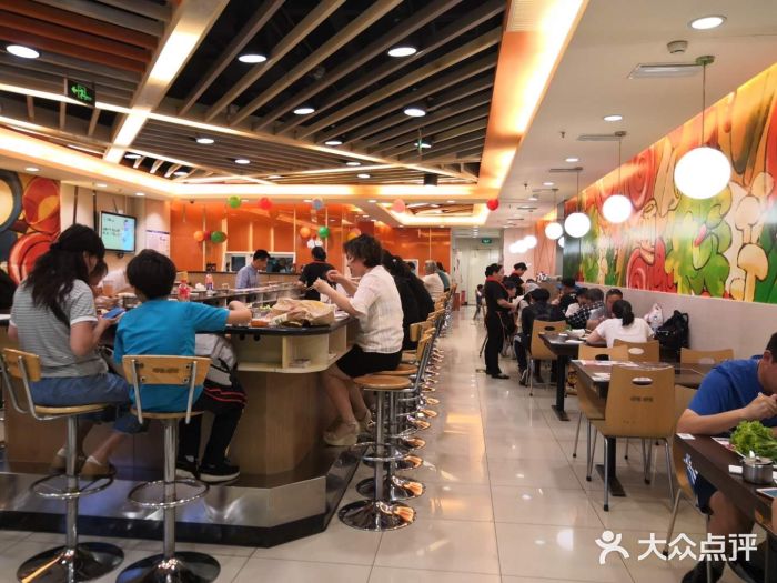 呷哺呷哺(世贸.工三店)大堂图片
