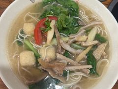 -牛小隆牛肉面馆(四牌楼店)