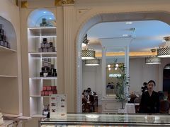 -Angelina安吉丽娜(恒隆广场店)