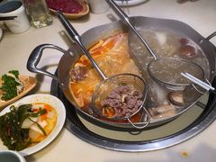 -左庭右院鲜牛肉火锅(浦江欢乐颂店)