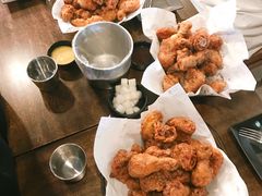 -BHC炸鸡(明洞总店)