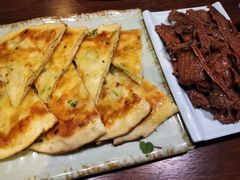香酥葱油饼（个）-贰號小院潮汕砂锅粥(前海西街店)