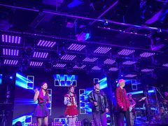-星 Live House