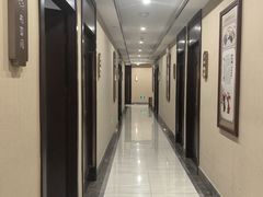 -颐而康·按摩·艾灸·足疗(汽车东站店)