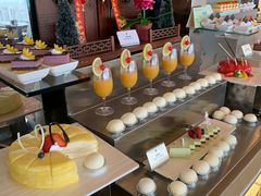 杨枝甘露-荣誉国际酒店-云顶旋转餐厅