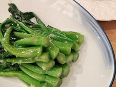 蒜蓉炒广东菜心-香宫中餐厅·东北菜·铁锅炖·广式点心(哈尔滨香格里拉店)