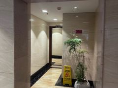 -顺峰(农展馆店)