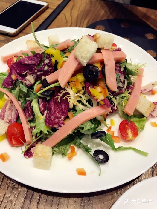 影伴咖啡(城乡世纪广场店)罗马凯撒沙拉图片