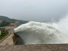 -黄河小浪底水利枢纽风景区