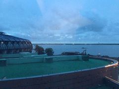 -上海滴水湖皇冠假日酒店