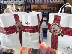 -红宝石·鲜奶小方·海派西点房(南丹店)