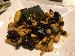 养生松菠豆腐-天伦王朝酒店·盛华瑄餐厅