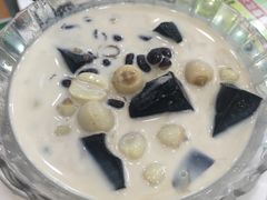 红豆莲子凉粉-福星牛奶甜品店(常平店)