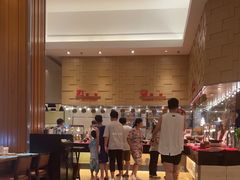 -亚龙湾希尔顿自助餐厅·海鲜·烧烤·沙滩BBQ·现场乐队