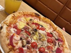 -城市大道红炉披萨烘焙坊