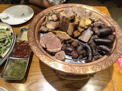 -蒙艾里民族传统菜蒙餐