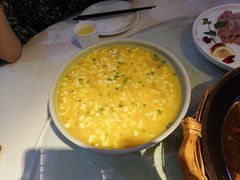-阿瓦山寨·湘菜现炒·剁椒鱼头王(咸阳总店)