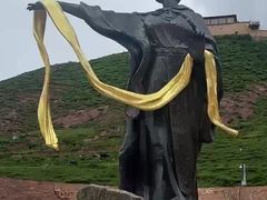 -比如骷髅墙景区