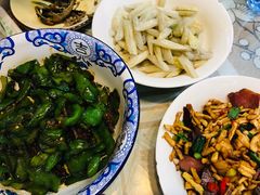 -老梅园大虾城(八一桥店)
