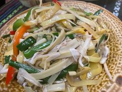 -昆虫窝子·特色云南菜(拓东路总店)