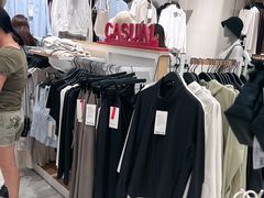 -lululemon athletica(希慎广场店)